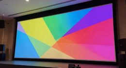 top large event screens under 900